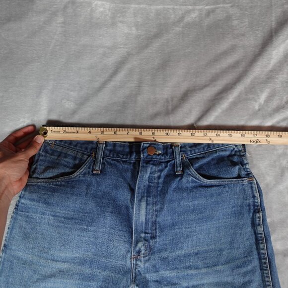 Vintage Wrangler Denim Cut Off Shorts Mens 34 (Fits 32x11) Western USA Made 60s - Picture 9 of 12